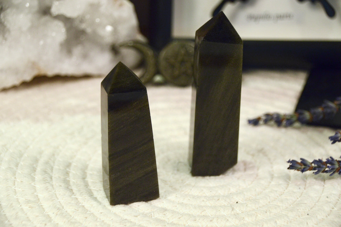 Goldschein Obsidian Turm