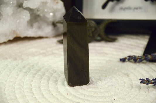 Goldschein Obsidian Turm